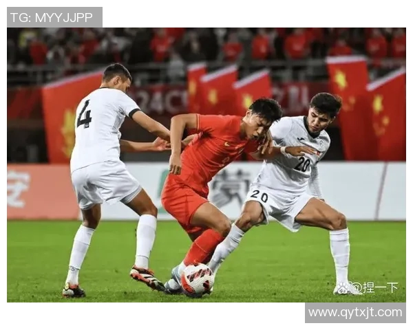 国足与乌兹别克精彩对决视频回顾及赛后分析